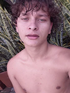 adrielsex18's photo