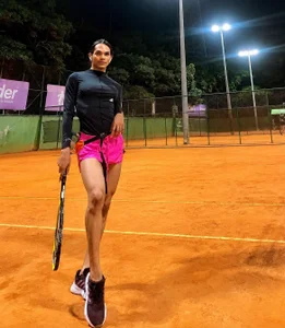 Antonella_Dosoller I enjoy doing sports slika
