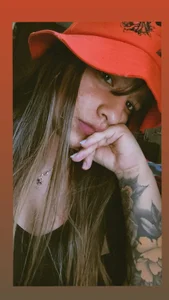 Ivvy_Bloom Public Foto