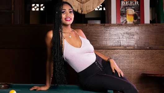 AgataRinaldi Along the way you will lose people and things. Don't get lost with them. Bilde 2