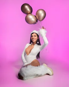 Celebration day 💜🩷 de dani_parker_ Foto 2