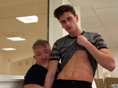 LePetitPrincee Mon papa ours et moi pour vous ouvrir l’appétit.. 😋 รูป  5