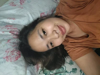 HottiesAsianAriane Public Foto