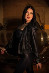 Lotie_Cox No soy la fantasía, soy el peligro Pic 5