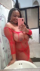 Public od Leila_Banks  4 snímek