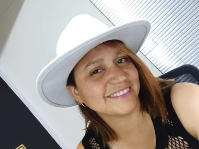 LauraReeves Public 사진