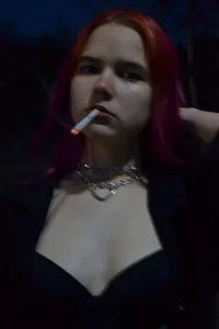 lia_lovelly i smoke Foto 2