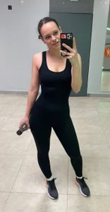 KiraEnergyのSporty gym womanの枚の写真