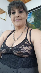 Hi de Merlyna_Goldenss  5 photos