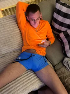 Just chillin de PeytonJohnn  2 Imagens