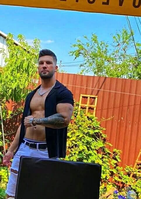 Foto em tendência de Aryanaian91 1081