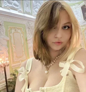 ShyDollX Public Pic 3