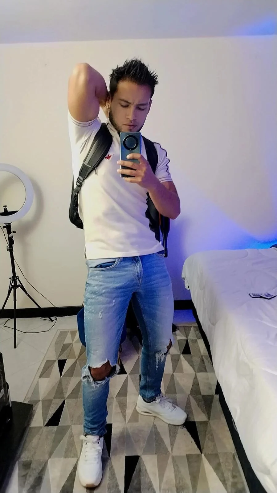 Трендове зображення  9828 Max_Conor1