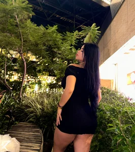 Cloekatz_ Today I decided to go out and enjoy a nice shopping mall. ❤😘🎉🌹💋 Pic