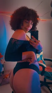 ViolettaMiller_ Hello, I Am Violetta Pic