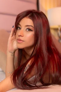 CoralJohnees Sweet girl 🍒 Pic 2