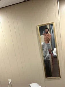 ThisTheRealD Public  2. fénykép