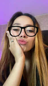 LanaMills_のGlassesの 2枚の写真