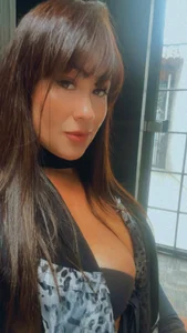 Sarahmonesexy Sarah 🖤 Home 2 Pic 6