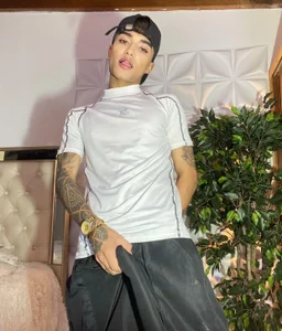 enjoy the view💋🕹️🌋 de _AndyStar  2 photos