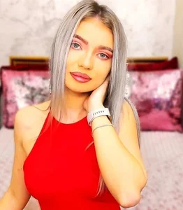 SashaRizz: Casual photos in my room ( фото)