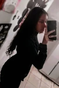 SpringBusing's XXX Nude Photo 2