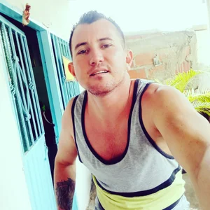 EROS_PAULのPublicの枚の写真