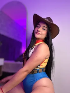 hanna_lee02 Woody in action!🙈🥵 Pic 4