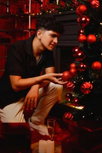 TylerWhite_ Merry Christmas зображення