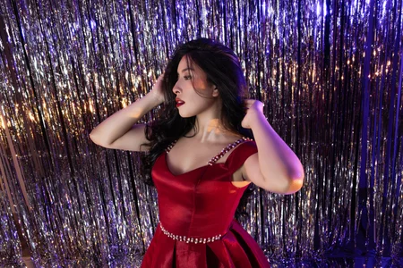 Holy Night, Profane Body 🎄💖 de SarahMiler_  4 Imagens