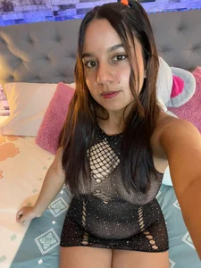 Shadai_Ross kullanıcısının Ur fav Hot Girl <3 albümü -  4 fotoğraf