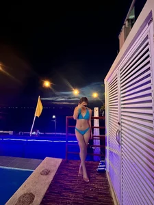 AsianFuckGirl69 Public Gambar 2