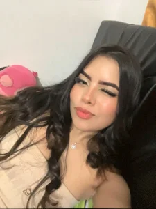 Isabella_Rios_ Public Pic 3