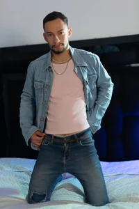 Public od TyagoRoberts_  5 snímek