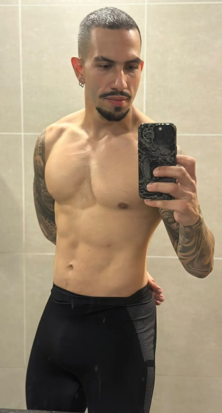 Matt_Ferrer 熱門圖片 3871