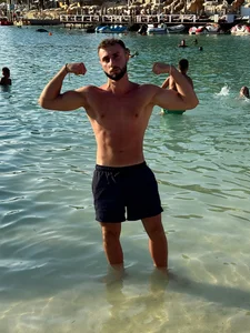 RyanStorm_ Public Εικόνα 4