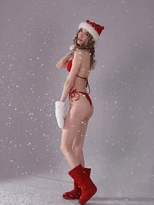 NikkiRyx Public Billede