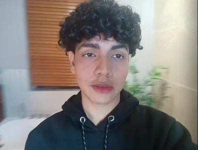 😼👀 de Teo_dantex  2 Imagens