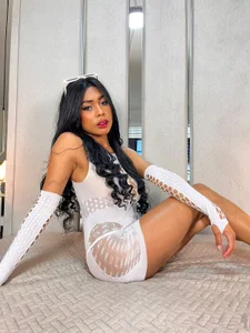 salomebenz Public Pic 5