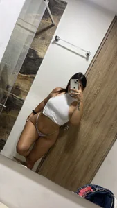 Maxinnevance Public Pic 2