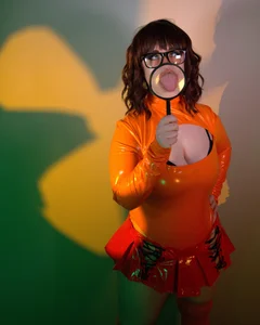 Angel-Lewd-Cake Latexxx Velma 🔎 Bilde 2