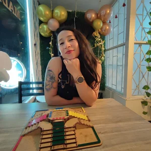 emilypoppy3 Happy صورة واحدة|emilypoppy3 Happy صورتان|emilypoppy3 Happy  4 صور|emilypoppy3 Happy  4 صورة