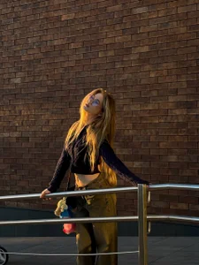 DebraSchneider: Walk alone or in company?😇 ( 6 фото)