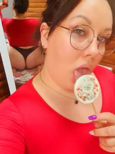 Let `s play!🤭 de BubbleEmma Foto 4