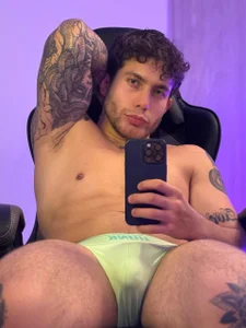 LucianSinclair Public Pic 2