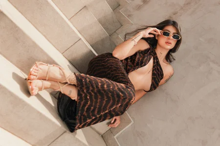 AlessiaCorleone_ Untamed Grace صورة واحدة|AlessiaCorleone_ Untamed Grace صورتان|AlessiaCorleone_ Untamed Grace  3 صور|AlessiaCorleone_ Untamed Grace  3 صورة