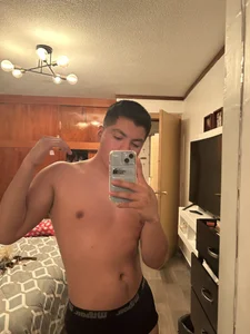 latin_amateurguy's XXX Nude Photo 2