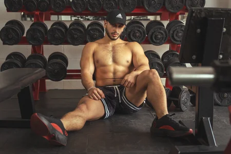 mike_belle Stud working out Immagine  4