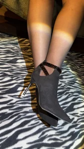 Crazysindy Foot pics and shoe pics Pic 8