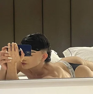 Dylan_Turnerr: Come with me to bed dear ( 3 фото)